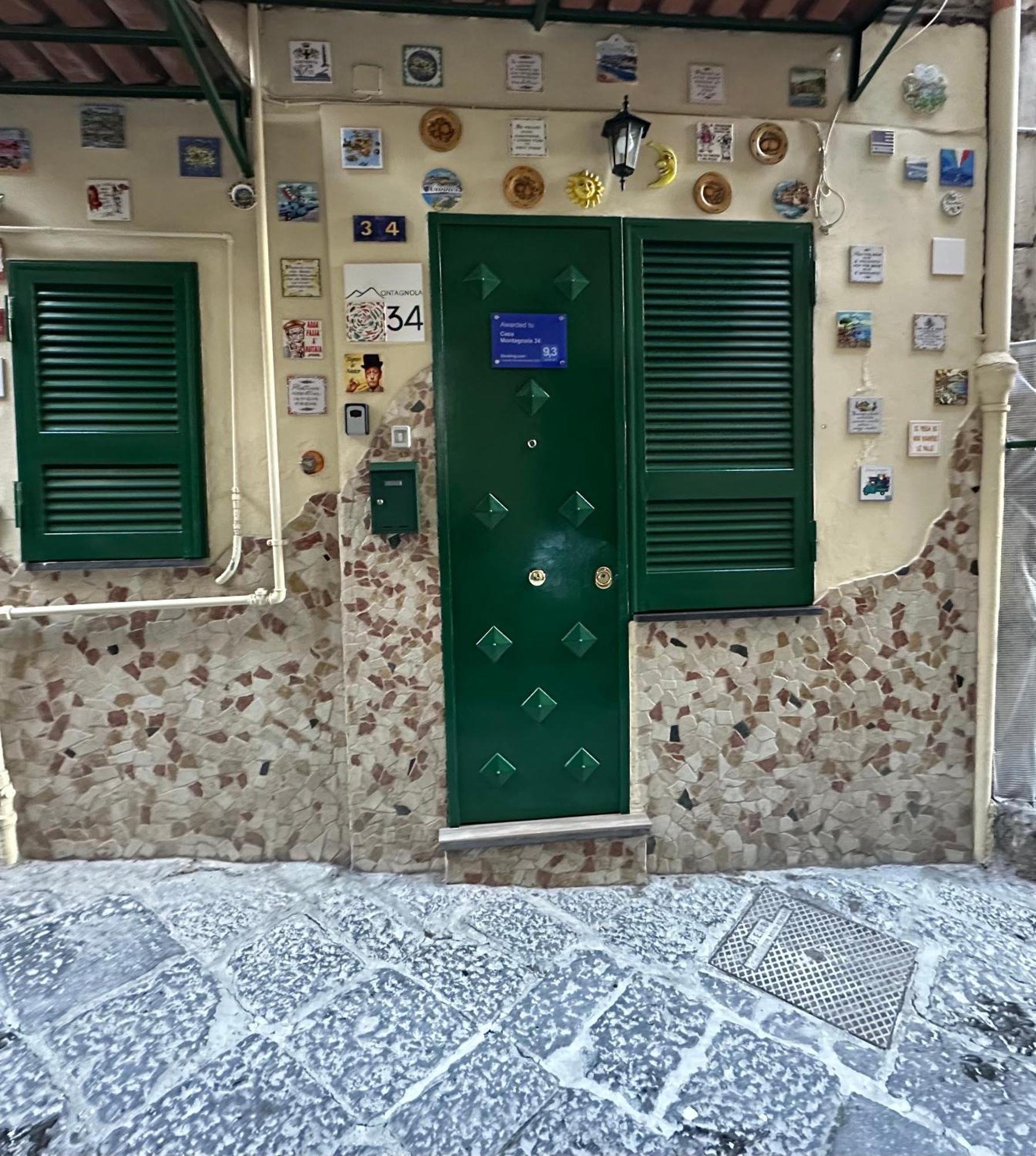 Montagnola34 - Historic Center Villa Наполи Екстериор снимка
